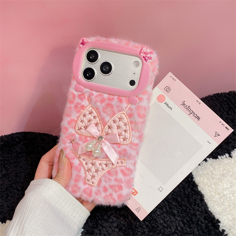 高級感のあるレオパード柄ビキニプリントのぬいぐるみ風スマホケ - Phone Cases Iphone 17 Pro のレビューと価格